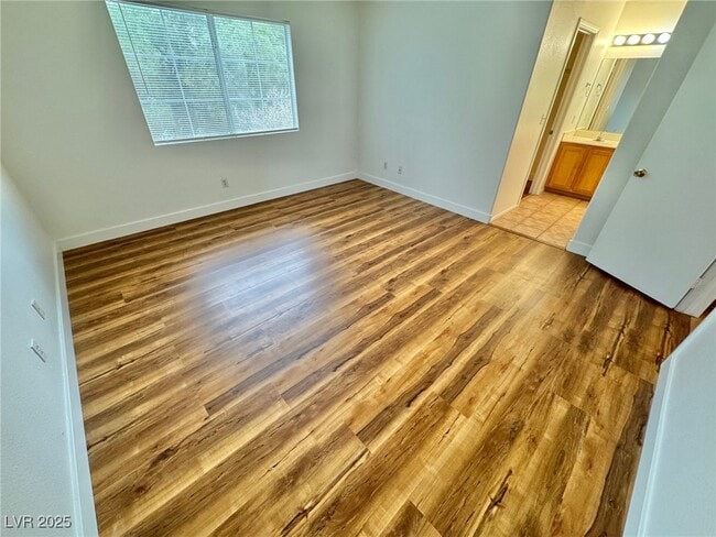 Building Photo - 9916 La Paca Ave