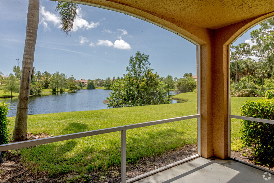 2BR,2BA - 1,065 SF - Portofino at Jensen Beach