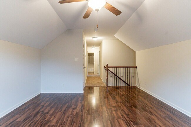 Building Photo - 1101 Ishee Dr