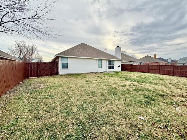 Building Photo - 102 Magnolia St