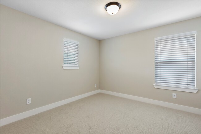 Building Photo - 2013 Woodland Pine Ct