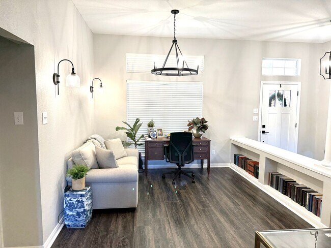 Building Photo - 9112 Monarch Dr