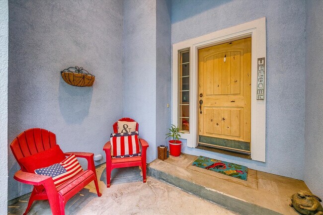 Building Photo - Beautiful Home In Hidden Springs