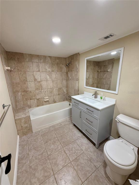 Building Photo - 3931 Claremont Dr