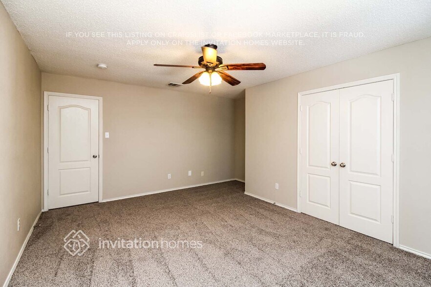 Building Photo - 703 Meadowgate Dr