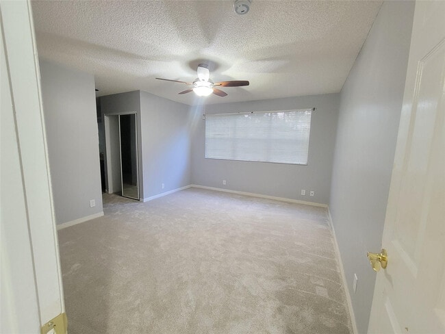 Building Photo - 1505 Harbour Side Dr