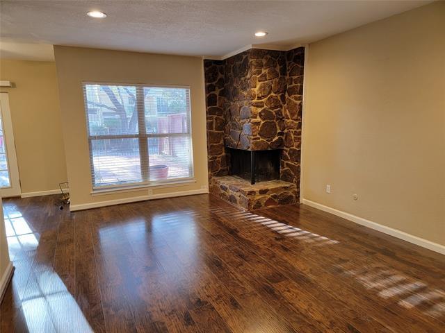 Building Photo - 2908 Shady Lake Cir