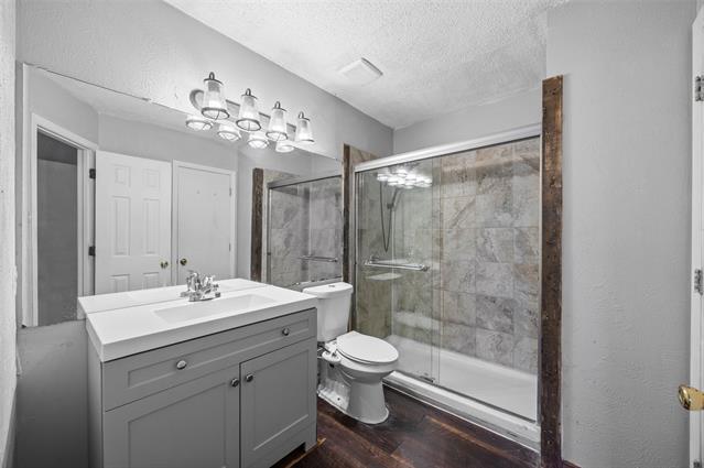 Building Photo - 601 Carriagehouse Ln