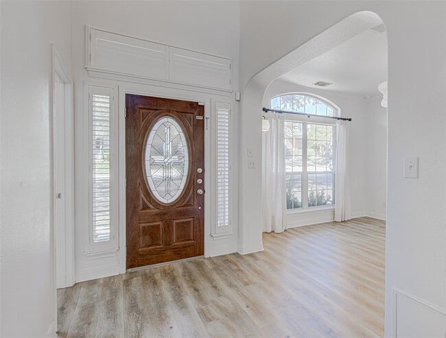 Building Photo - 12512 Capitol Saddlery Trail