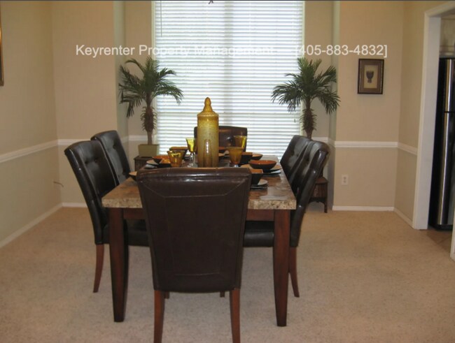 Building Photo - 12100 Blueway Ave