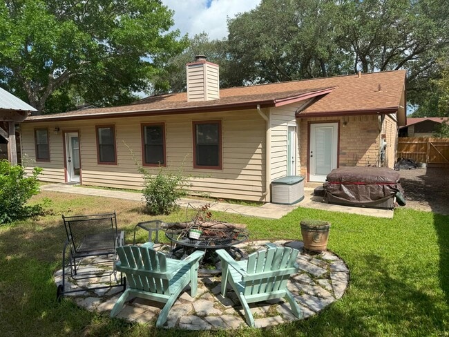Building Photo - 3418 Meadowhead Dr