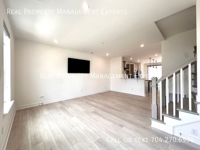 Building Photo - 2518 Magnolia Blossom Wy