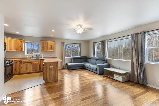 Building Photo - 4051 E Birch View Dr