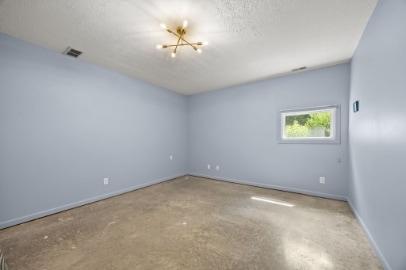 Building Photo - 73 Waters Rd