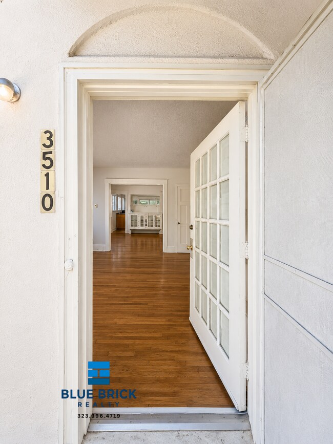 Building Photo - 3510 White House Pl