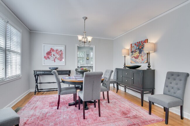 Building Photo - 2631 Oakland Ave