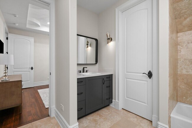 Building Photo - 6403 S Garfield St