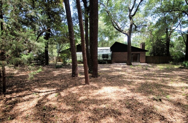 Building Photo - Updated Home in Rocky Bayou
