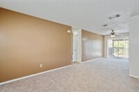 Building Photo - 221 Mary Lou Dr