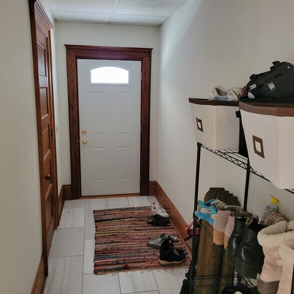 Building Photo - 23 N Hancock St