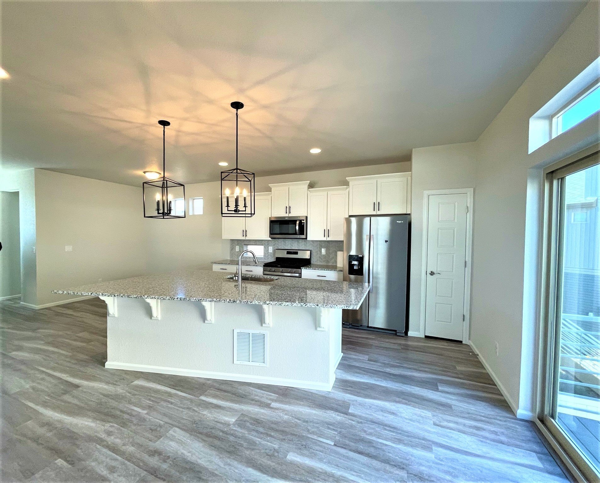 Building Photo - 6036 Callan Dr