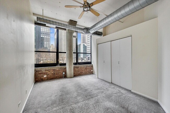 Building Photo - 130 S Canal St