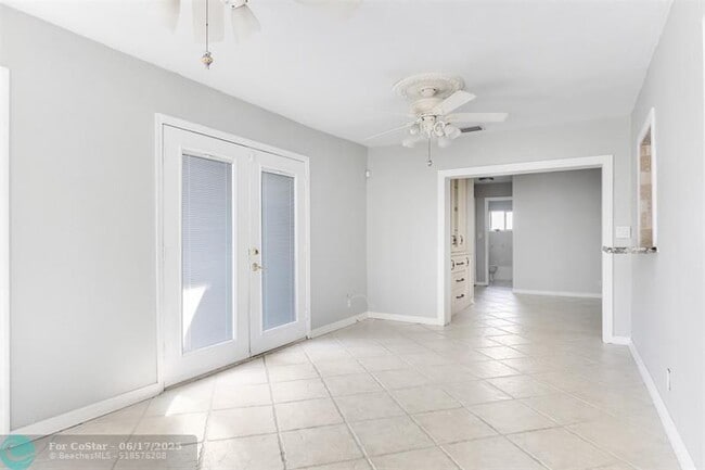 Building Photo - 10291 Eastport Ct