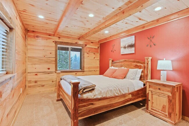 Building Photo - 96 Shilo Dr