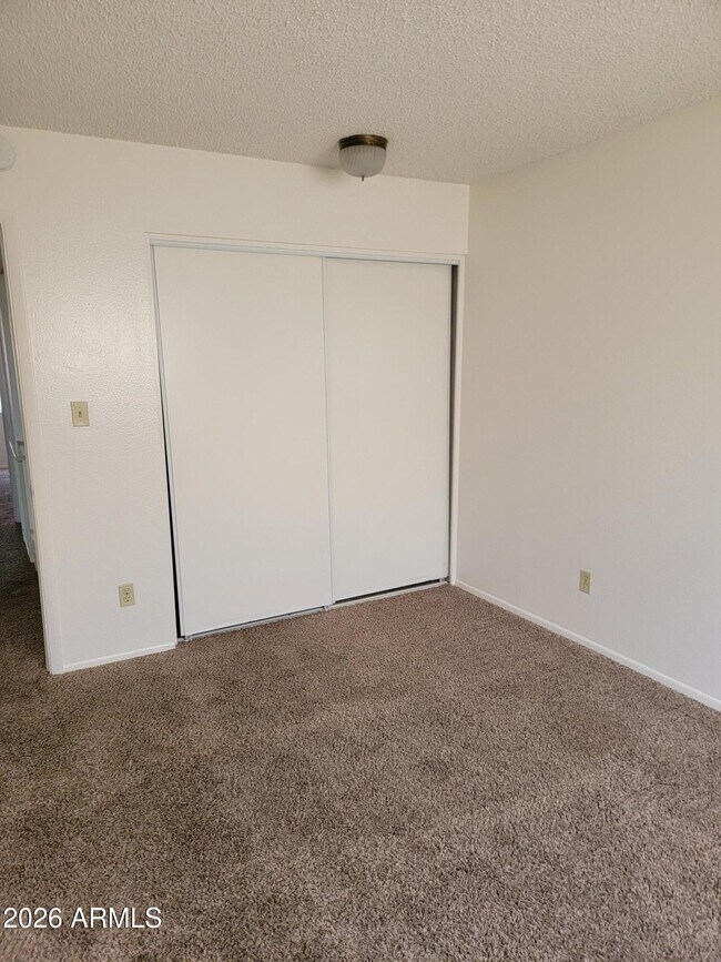 Building Photo - 7854 N 47th Ave