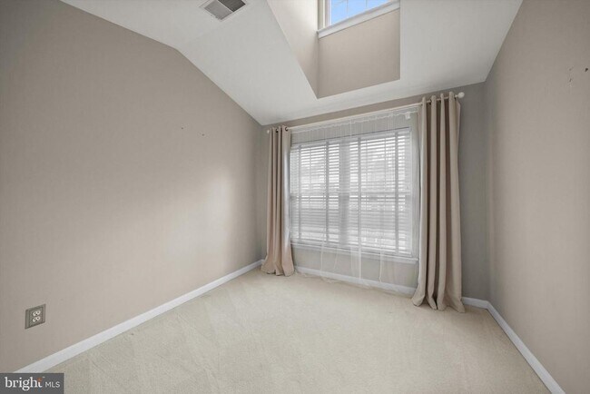Building Photo - 46188 Cecil Terrace