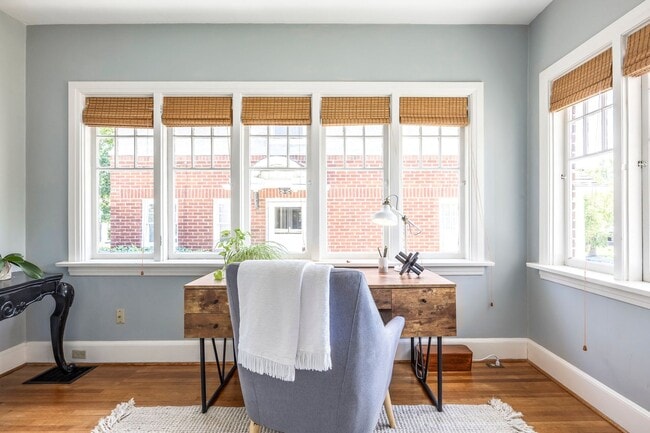 Building Photo - Elegant Sugar House Living: Finished Basem...