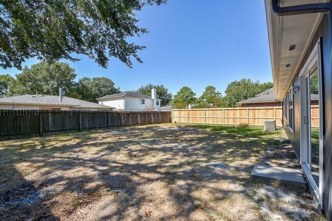 Building Photo - 7818 Summer Pl Dr