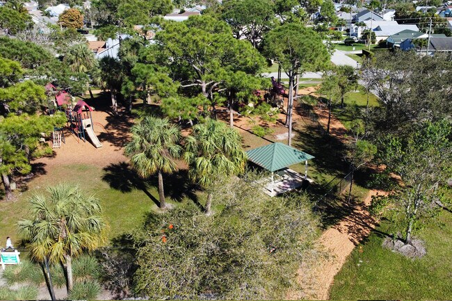 Building Photo - 6171 Heather St