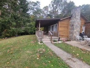 Building Photo - 113 Headman Ln
