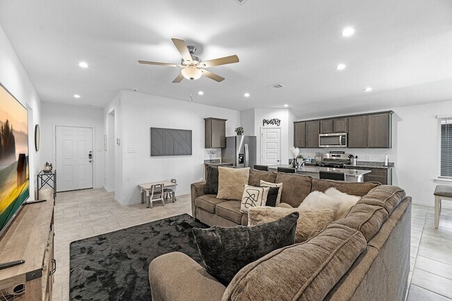 Building Photo - 7534 Cynomys Ct