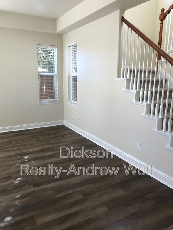 Building Photo - 2205 Heavenly View Trail
