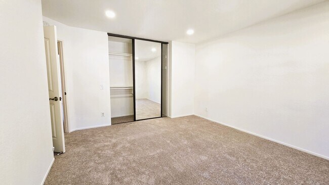 Building Photo - "Spacious, Sunlit Home in a Peaceful Ranch...