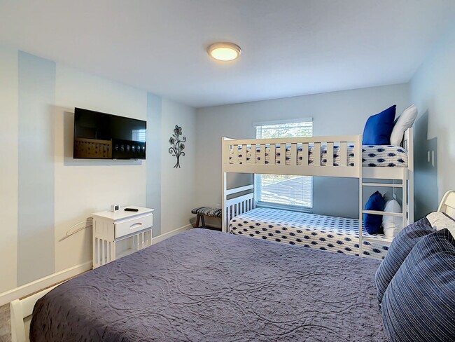 Building Photo - 580 Pebble Beach Dr
