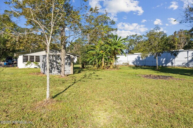 Building Photo - 253 Santa Barbara St