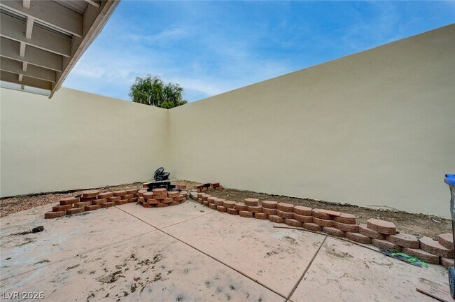 Building Photo - 3518 Blackstone St