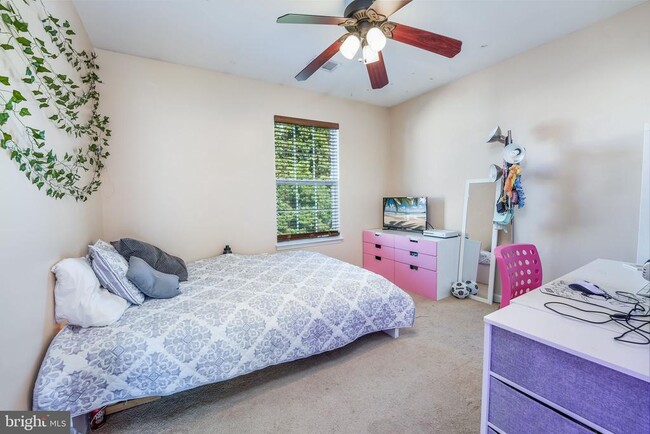 Building Photo - 15575 Catamaran Ct