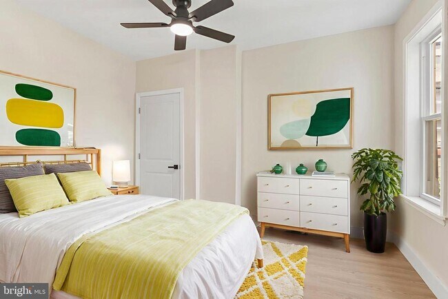 Building Photo - 1221 N 50th St