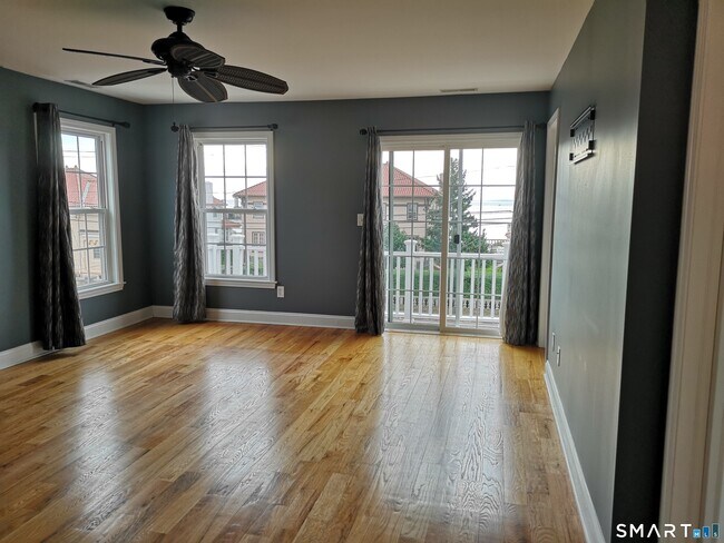 Building Photo - 130 Merwin Ave