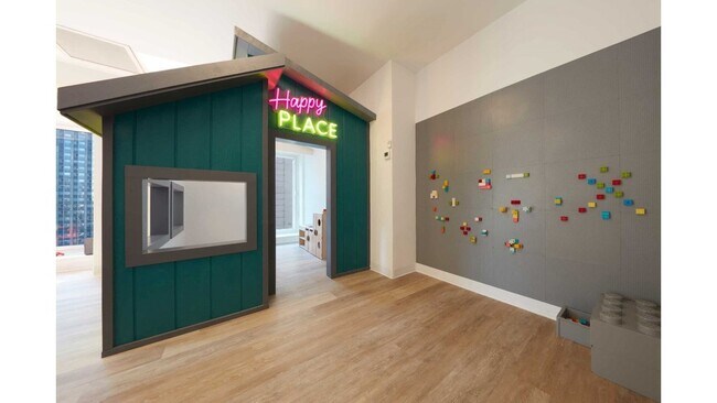 Building Photo - 150 W 56th St