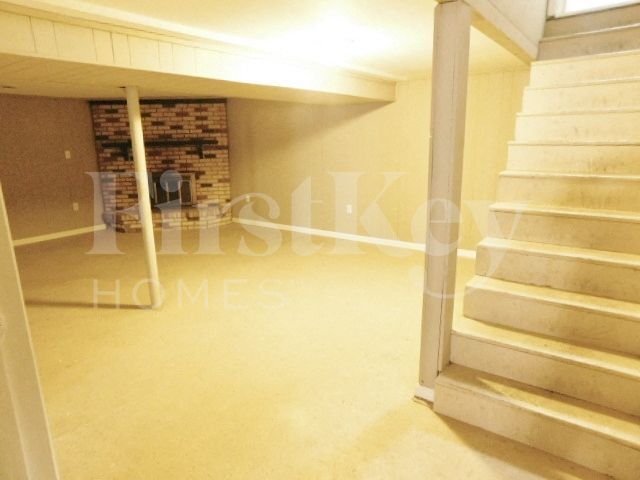 Building Photo - 2030 E Humes Ln