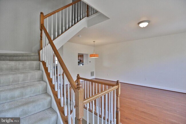 Building Photo - 14214 Beddingfield Way