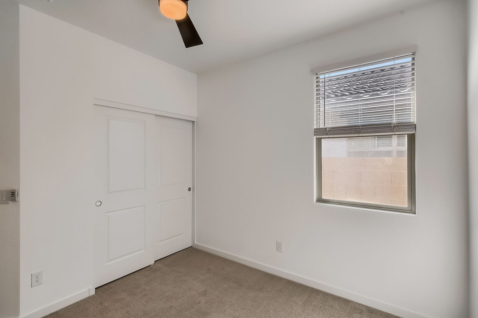 Building Photo - 13286 N 144th Dr