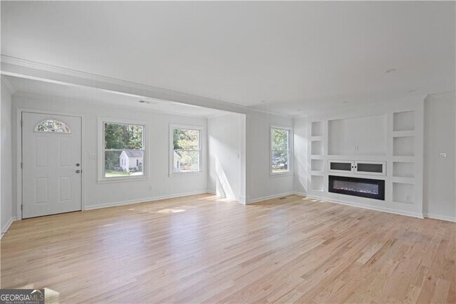 Building Photo - 1967 Sumter St NW