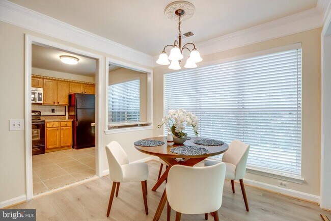Building Photo - 11180 Rienzi Pl