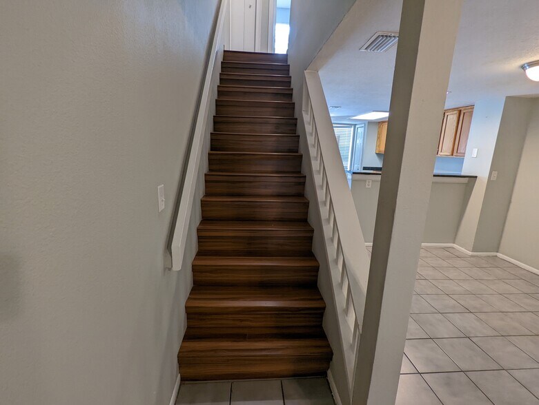 Stairs - 8513 J R Manor Drive